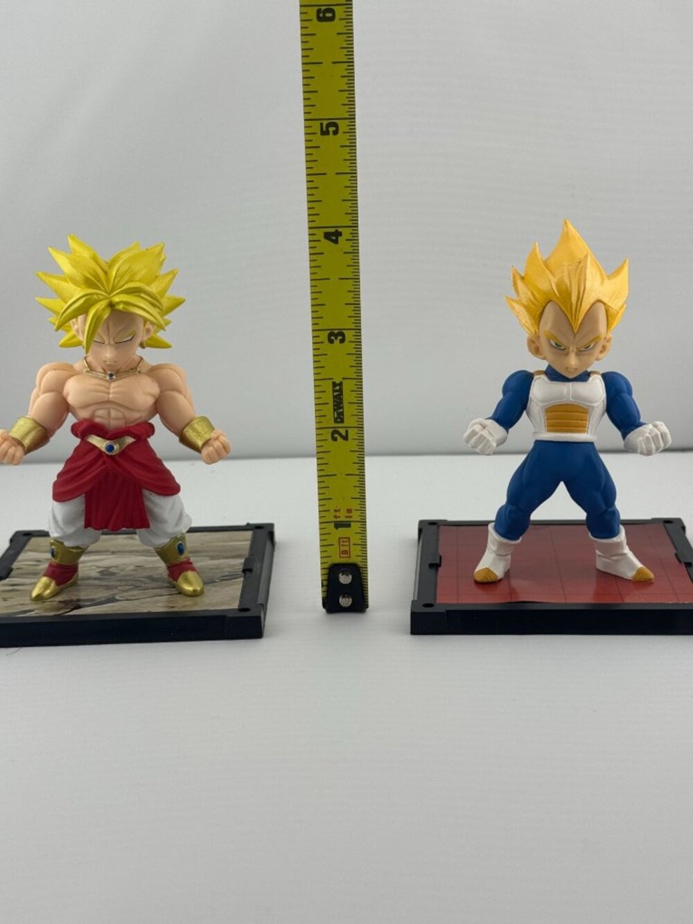 Dragon Ball Z Super Saiyan Vegeta & Broly PVC Figurines Set With Display Bases C - Picture 6 of 6